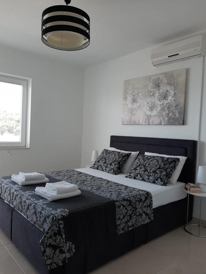 Apartments Дуче Экстерьер фото