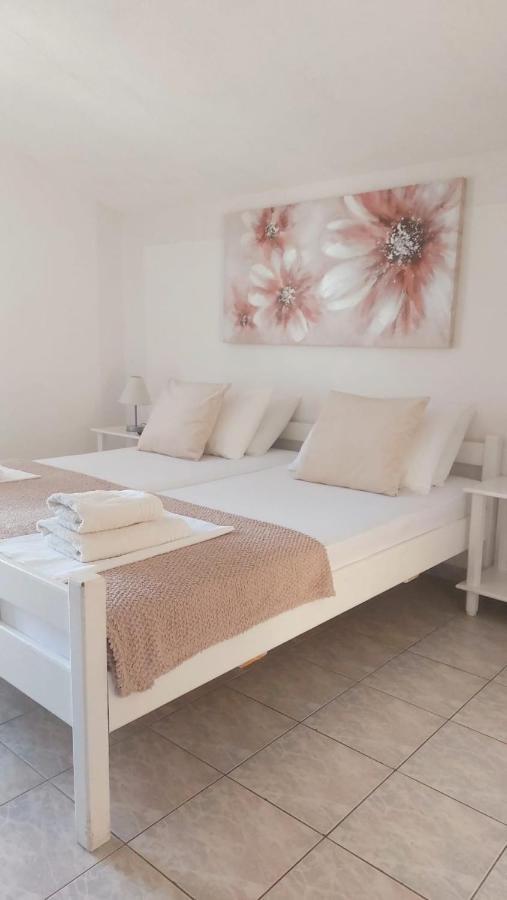Apartments Дуче Экстерьер фото