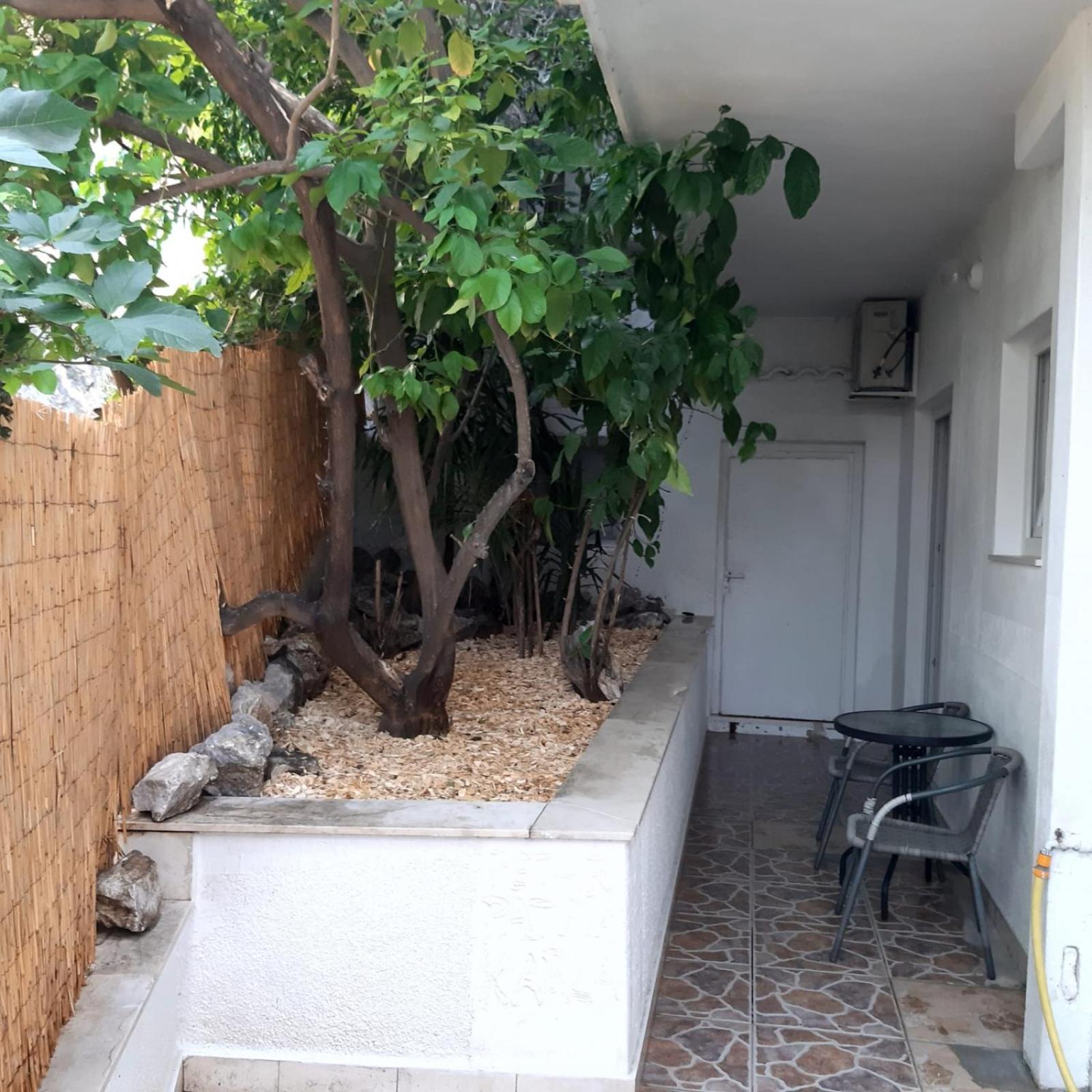 Apartments Дуче Экстерьер фото